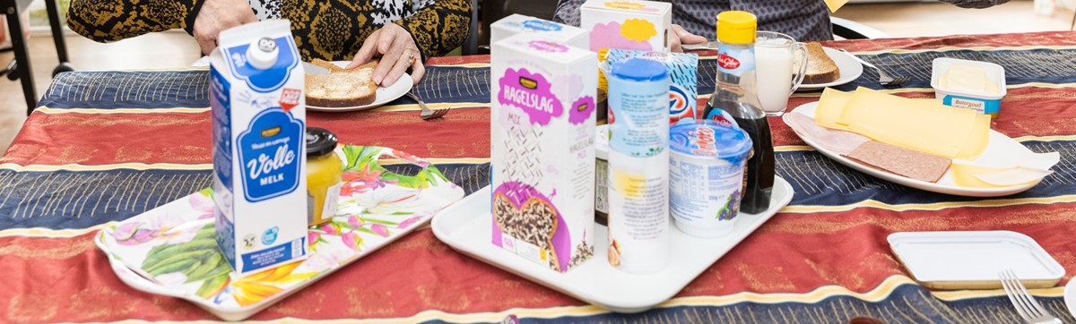 Meneer En Mevrouw Eten Aan Tafel